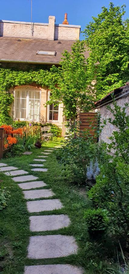 Appartement De Charme Au Coeur De Nevers Extérieur photo
