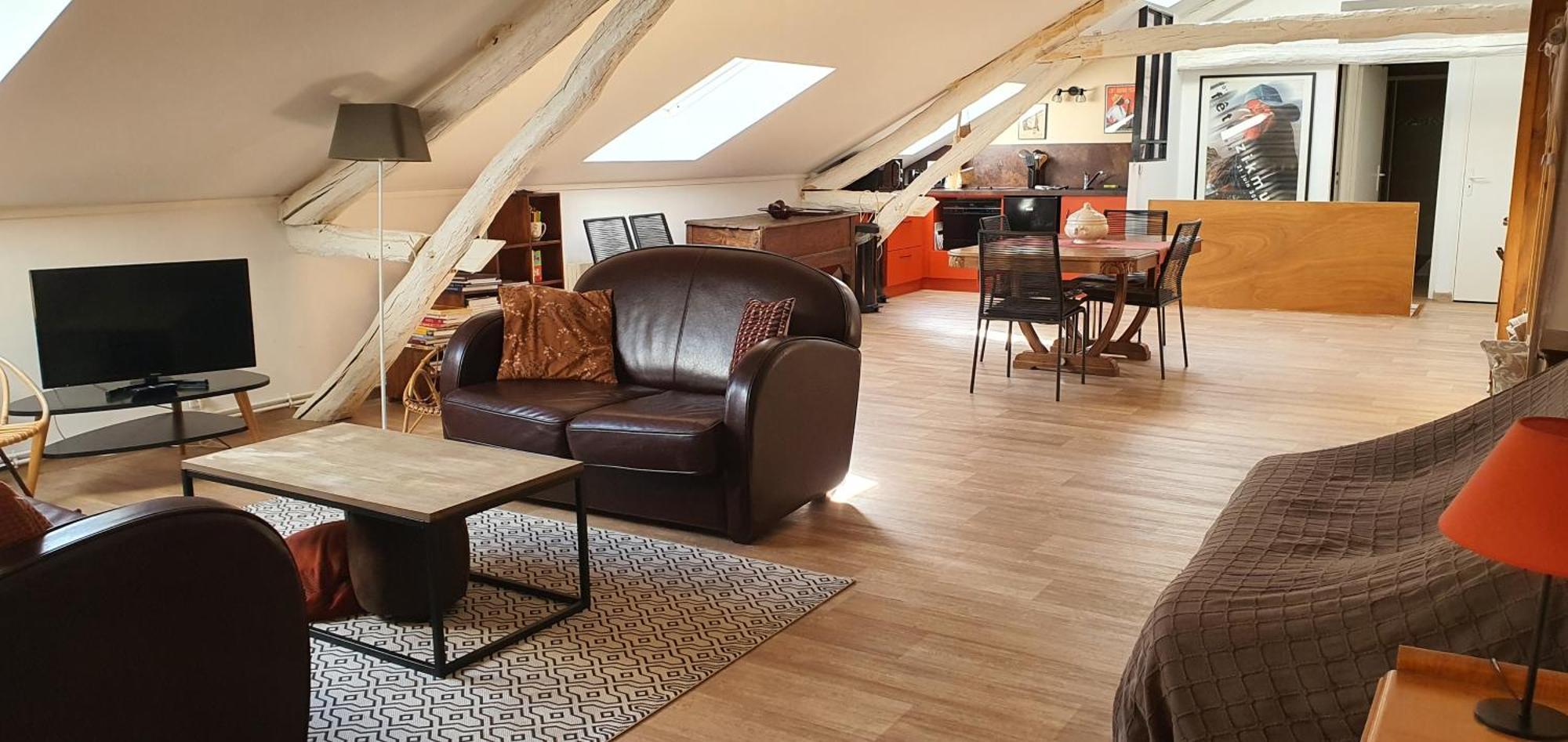 Appartement De Charme Au Coeur De Nevers Extérieur photo